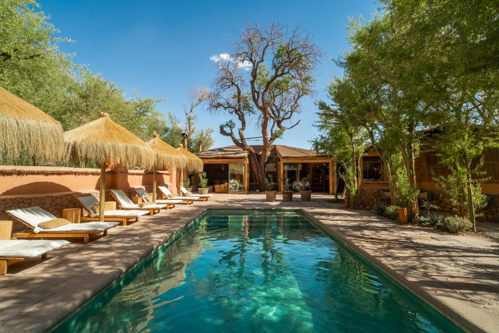 Awasi atacama pool area