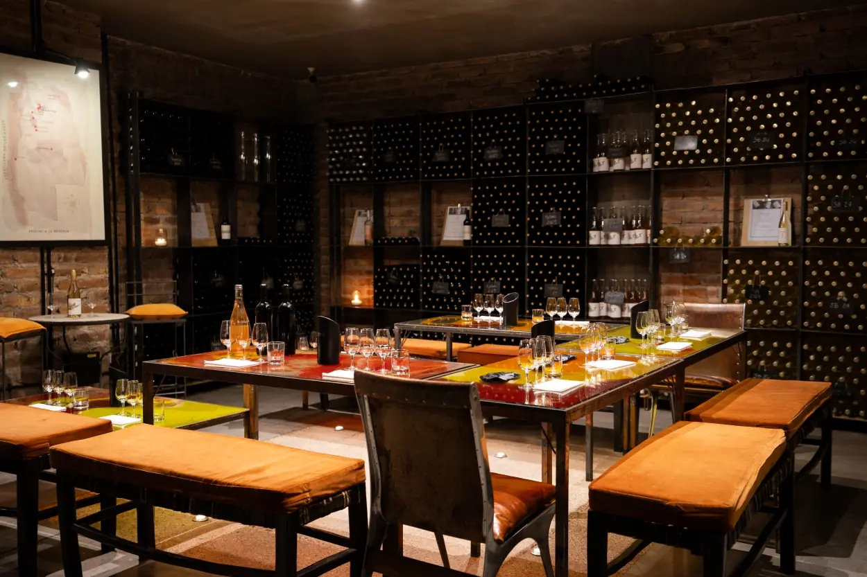 Table Awasi Mendoza