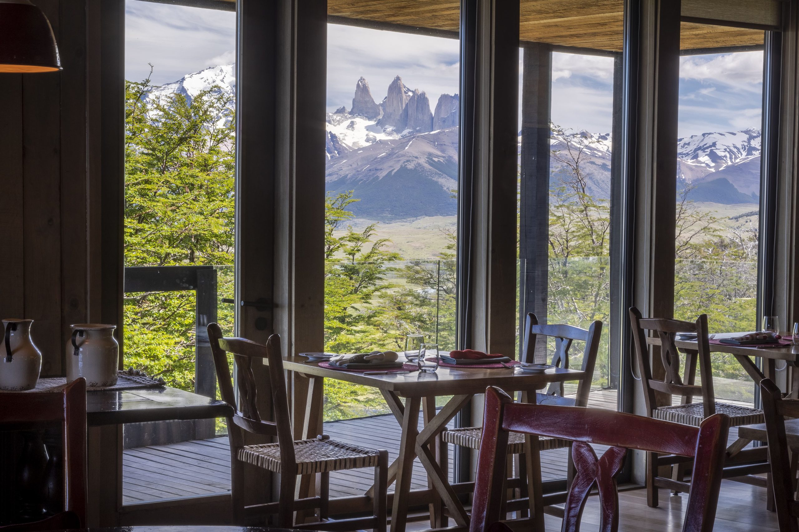 3. Restaurant Scaled
